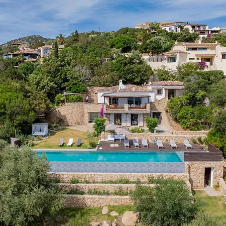 Villa Luxury A Pantogia Con Piscina A Sfioro