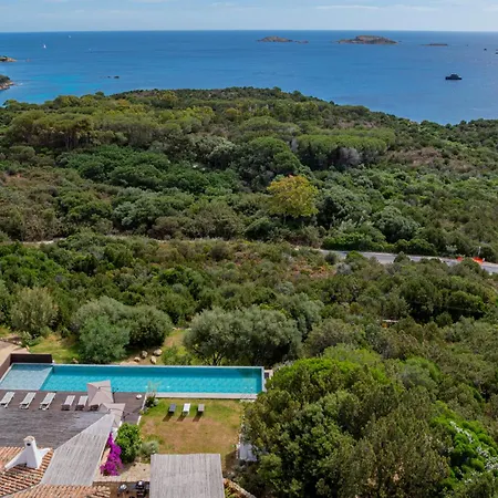 Luxury A Pantogia Con Piscina A Sfioro
