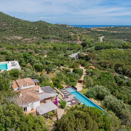 Villa Luxury A Pantogia Con Piscina A Sfioro