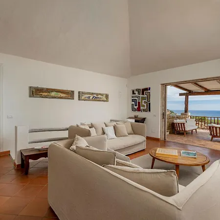 Βίλα Luxury A Pantogia Con Piscina A Sfioro