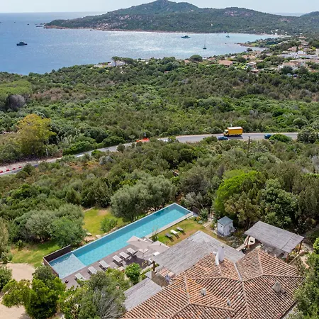 Villa Luxury A Pantogia Con Piscina A Sfioro *