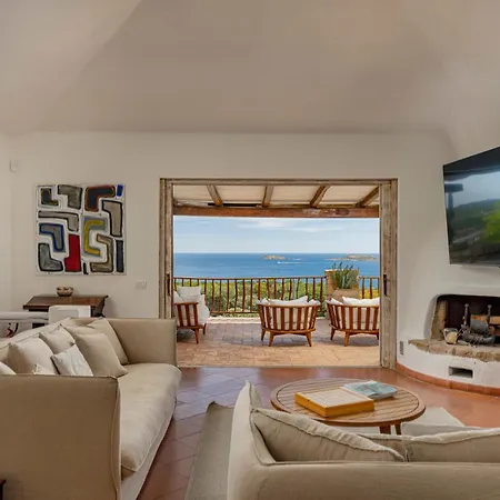 Luxury A Pantogia Con Piscina A Sfioro Villa *