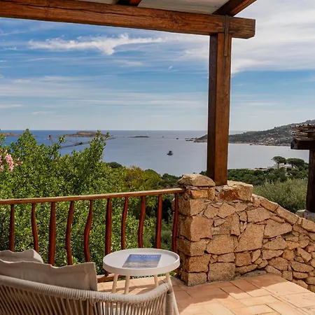 Luxury A Pantogia Con Piscina A Sfioro Villa
