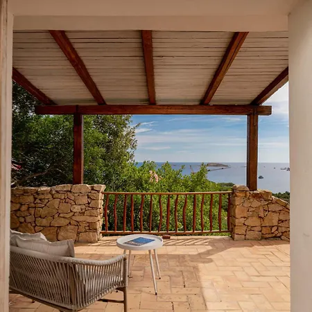 Villa Luxury A Pantogia Con Piscina A Sfioro *