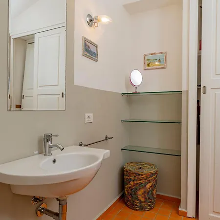 Luxury A Pantogia Con Piscina A Sfioro Villa *