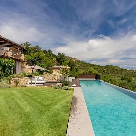 Luxury A Pantogia Con Piscina A Sfioro Βίλα *